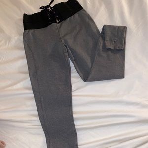 Bombshell sportswear leggings